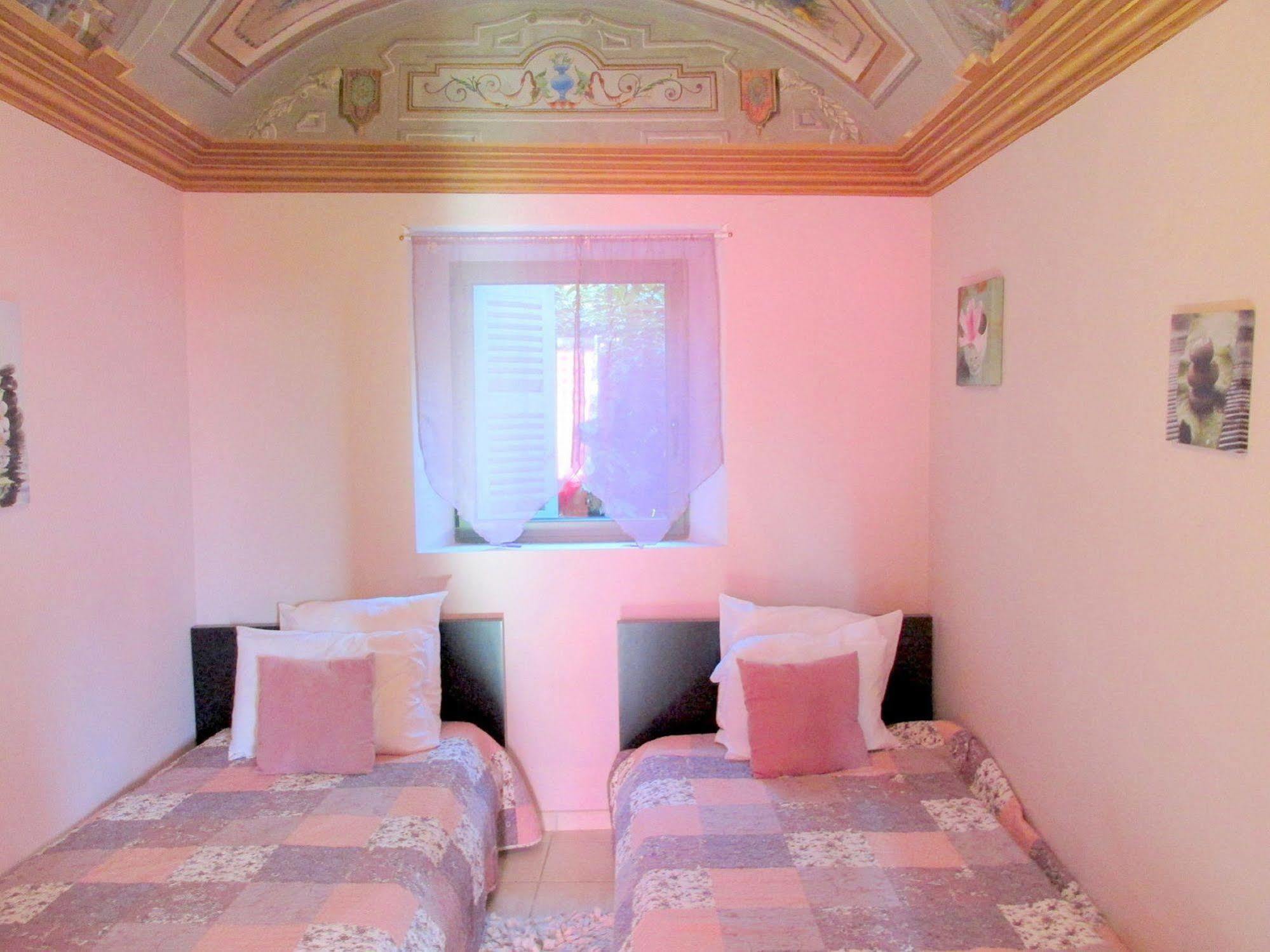Chambre D'Hotes Serenita Di Giacometti Niza Exterior foto